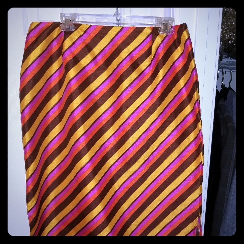 $$PRICE DROP$$Multicolored diagonal stripped skirt